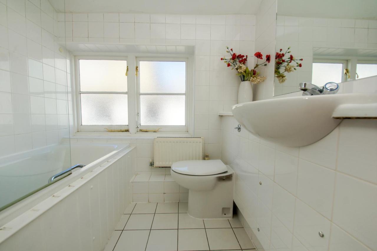 Kemp Town House - Parking - By Brighton Holiday Lets Extérieur photo